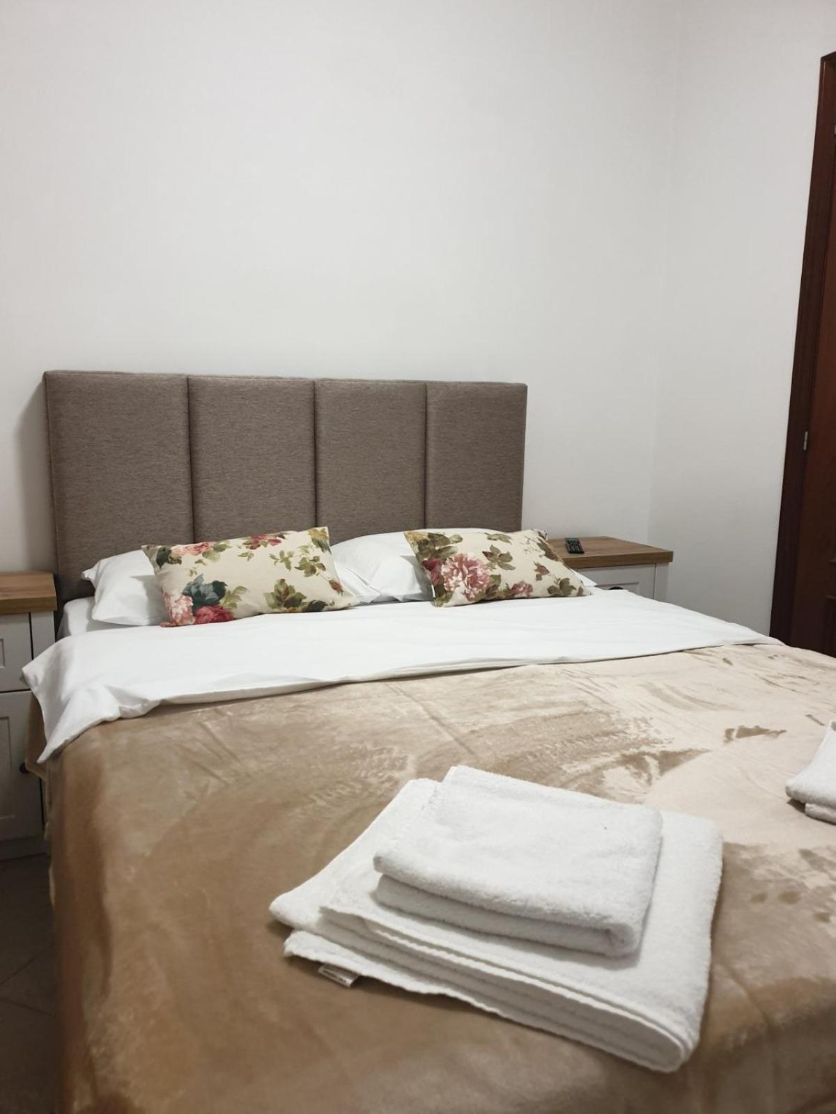 Ana'S Place Near The Sea Kotor Ngoại thất bức ảnh